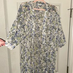 Sheer floral kimono: Maurices, size XL (missing string around waist)